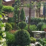 Apartment Costanza Con Giardino