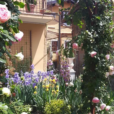 公寓 Costanza Con Giardino *