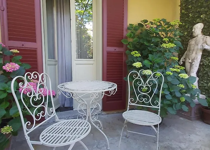 Costanza Con Giardino